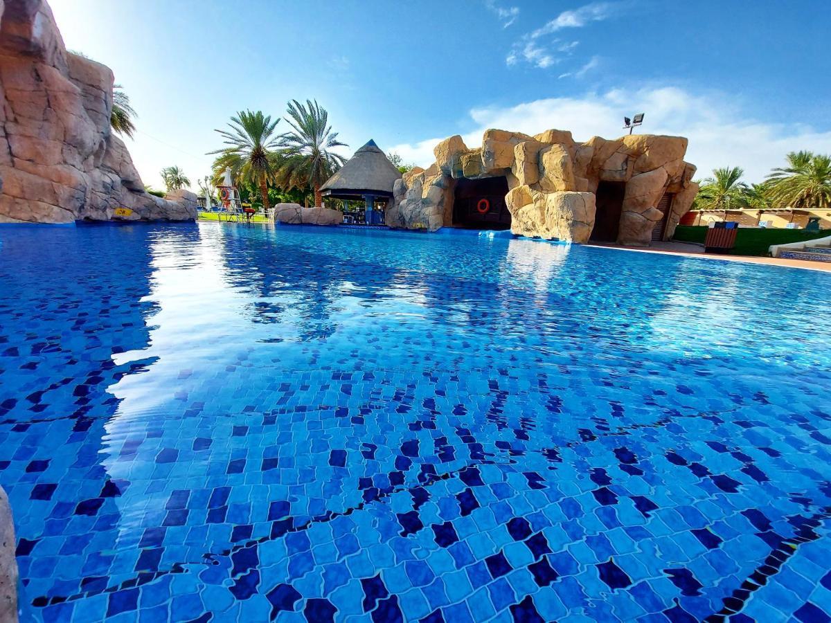 Danat Al Ain Resort Zewnętrze zdjęcie The swimming pool at the Atlantis Waterpark