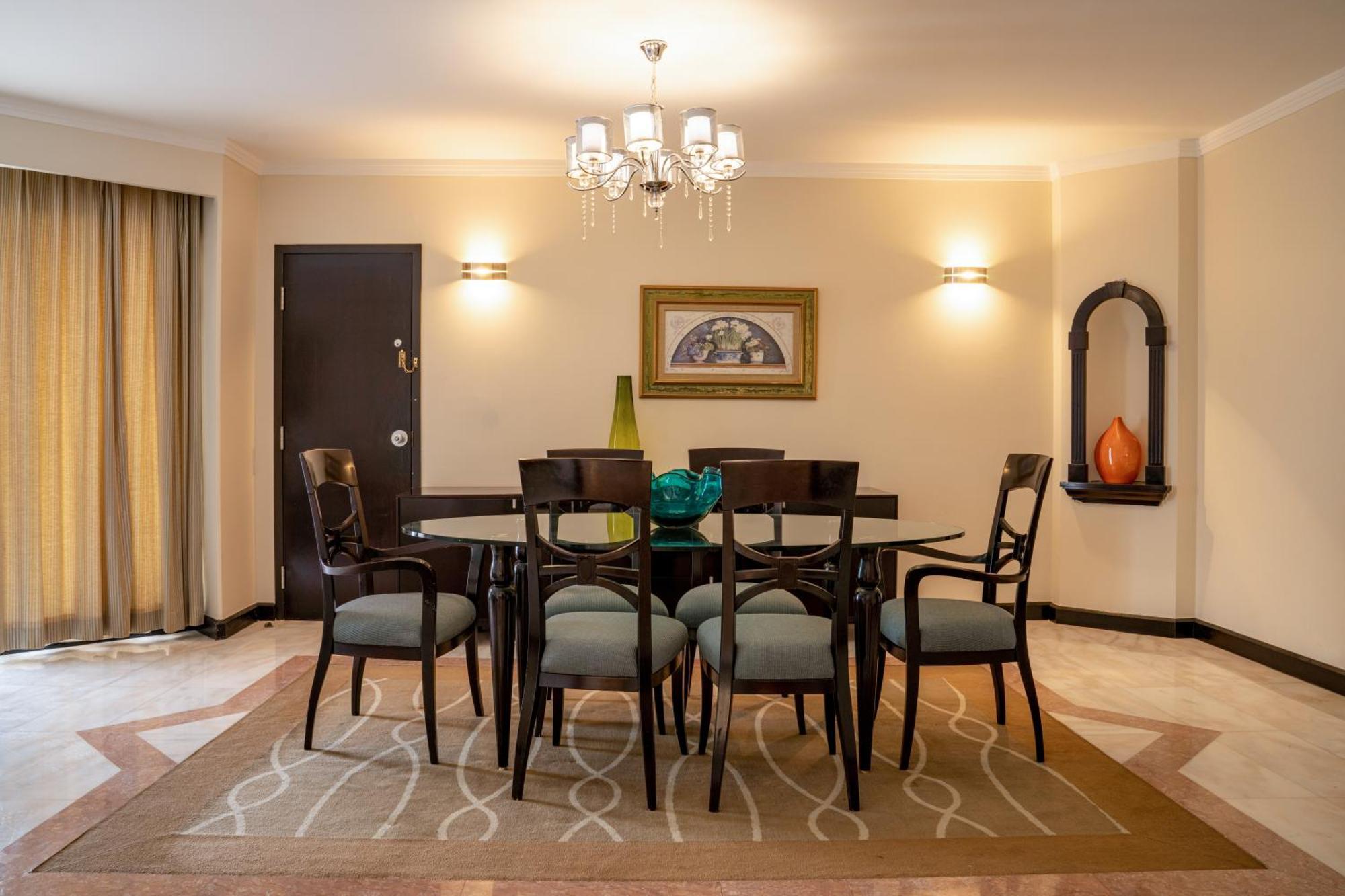 Danat Al Ain Resort Zewnętrze zdjęcie A dining room