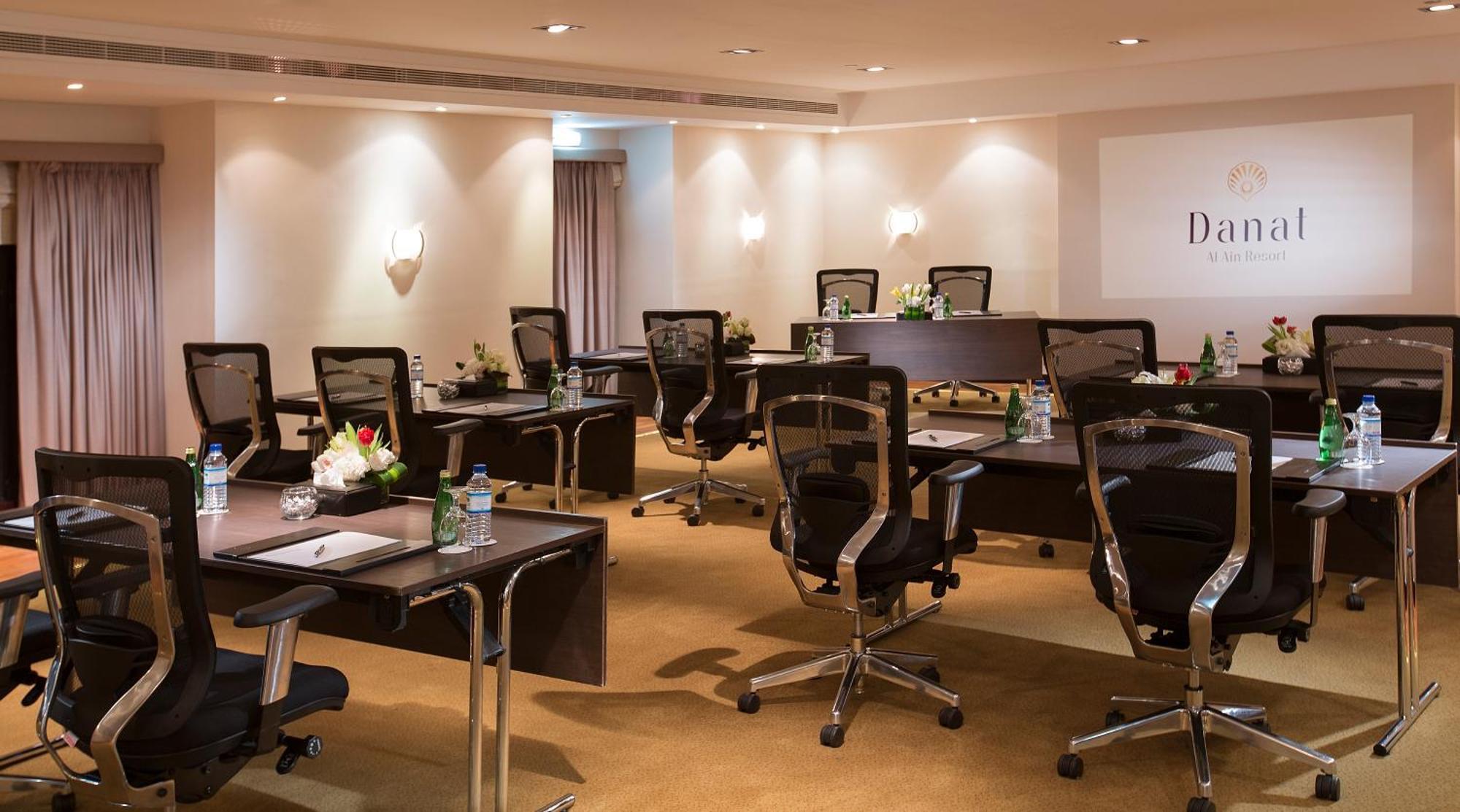 Danat Al Ain Resort Zewnętrze zdjęcie Meeting room