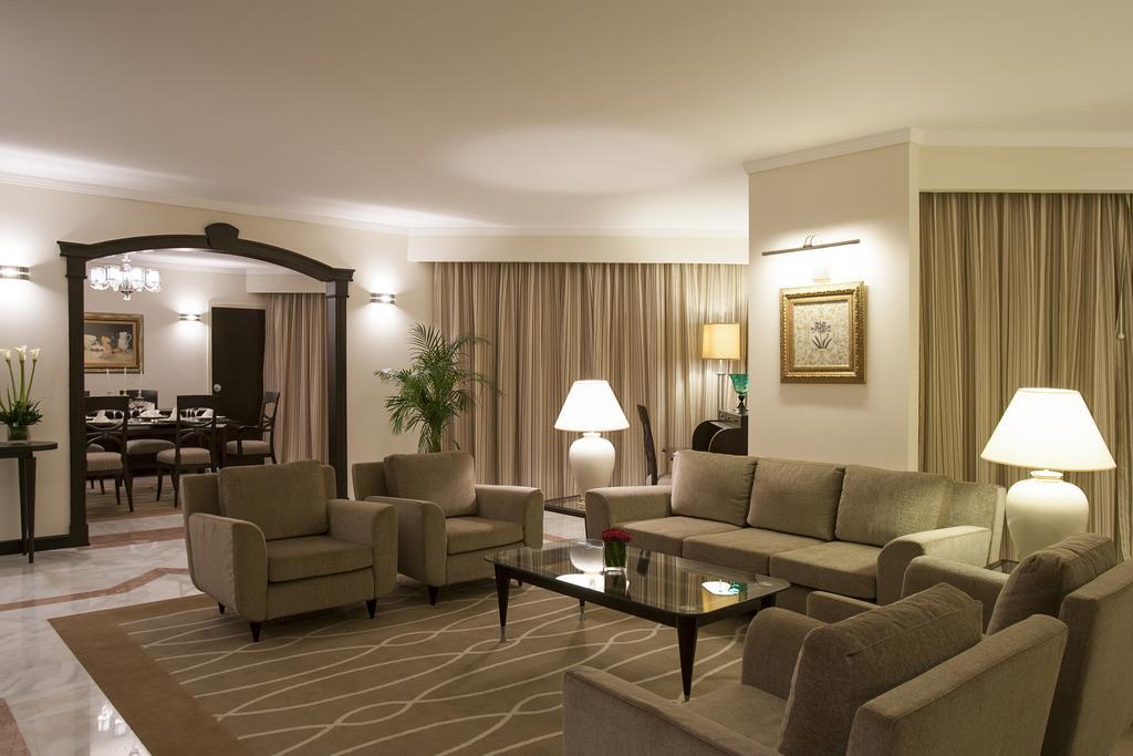 Danat Al Ain Resort Zewnętrze zdjęcie A living room
